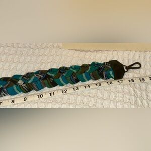 19” Multicolor Braided Purse Grab Hamdle